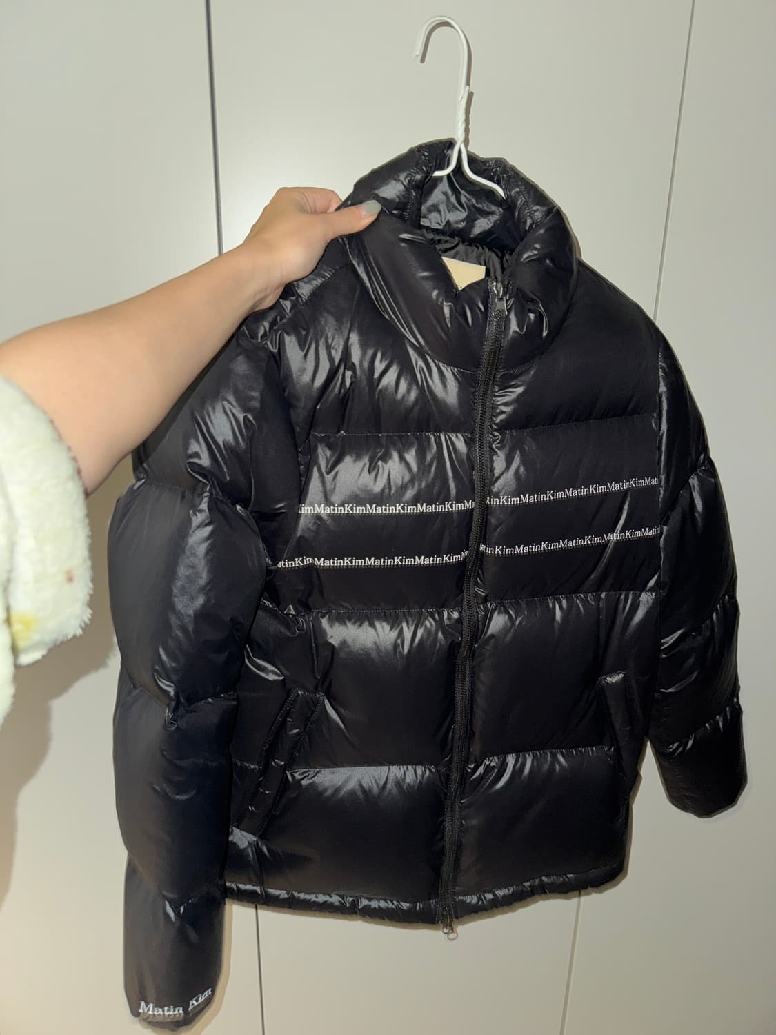 마뗑킴 글로시 푸퍼 패딩 상품이미지1