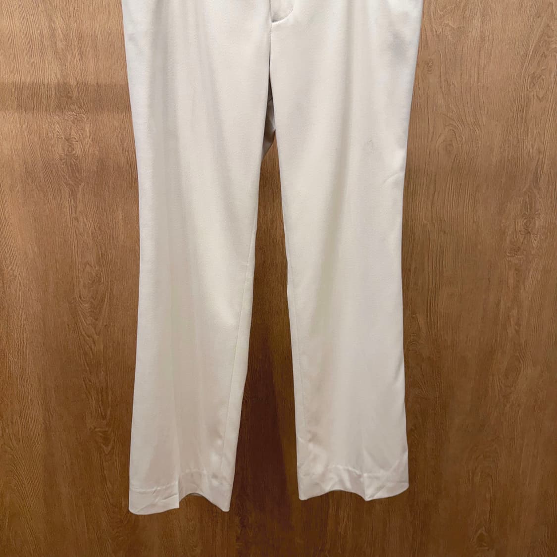 꾸레쥬 슬랙스 팬츠 후면 플랩 포켓 히든 지퍼 디테일 라이트 베이지 상품이미지5