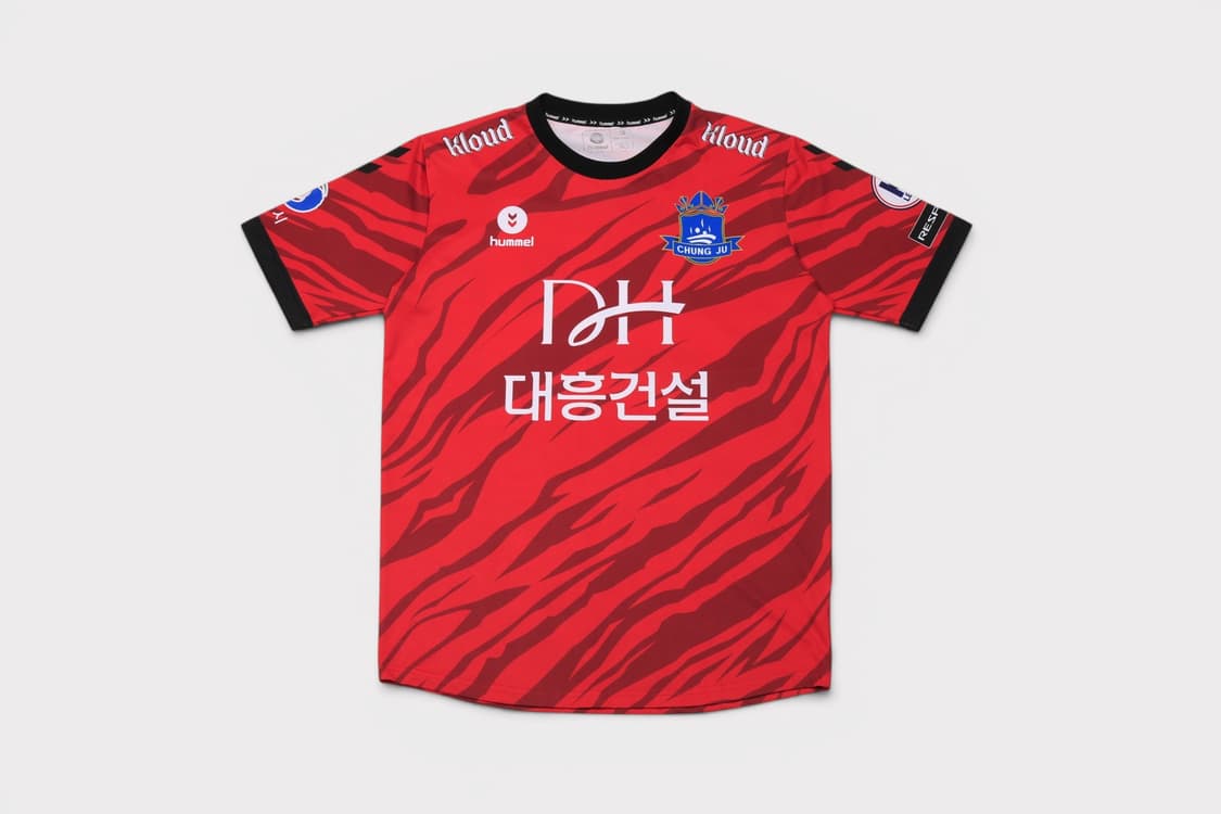 [XL] 험멜 2022 충주시민축구단 김형수 친필싸인 유니폼 상품이미지1