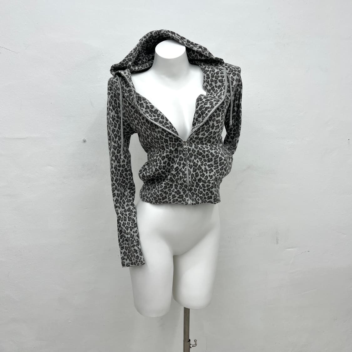 Grey leopard hood jacket 상품이미지1