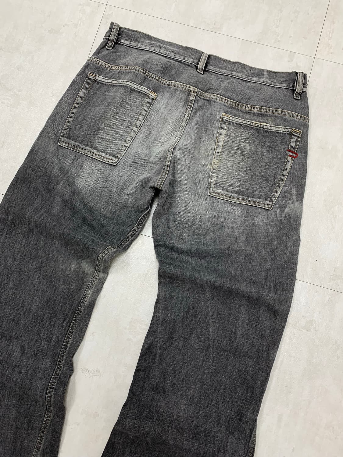 디젤 워싱 디테일 흑청 팬츠 #651 상품이미지9