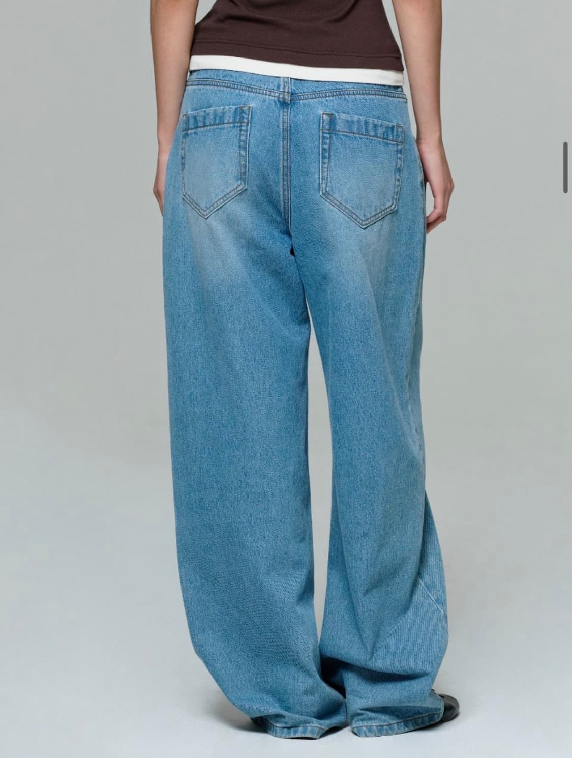 WOMEN ERA WIDE FIT DENIM PANTS - LIGHT B 상품이미지3