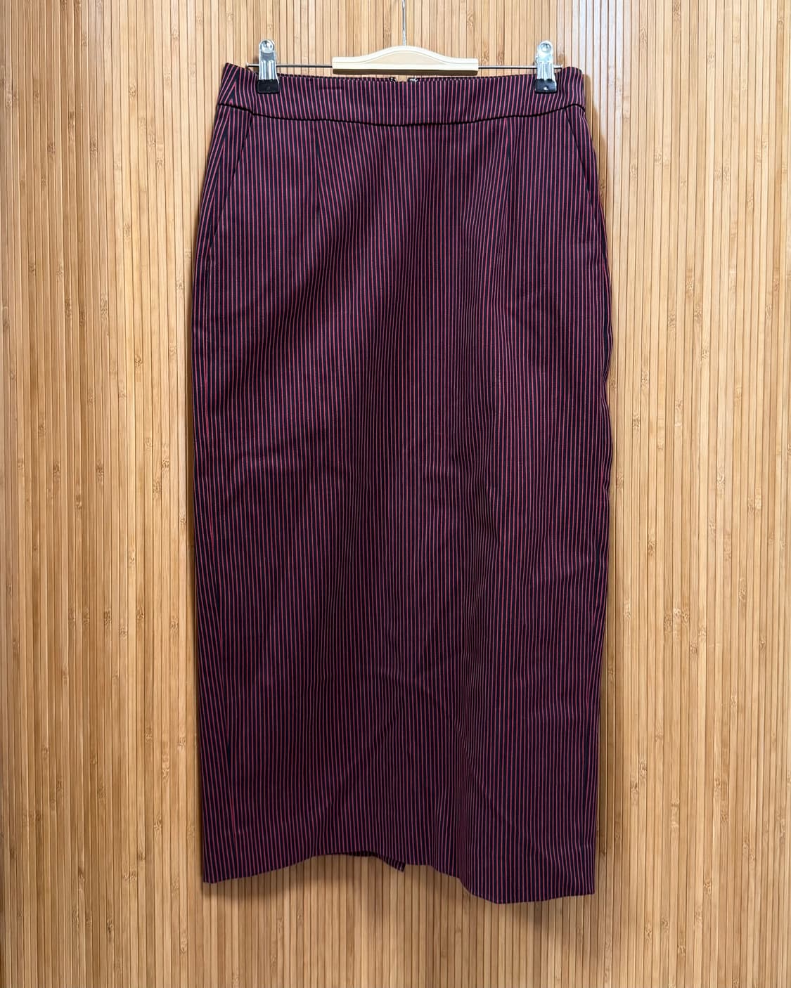 CK 캘빈클라인 스트라이프 미디스커트 상품이미지1