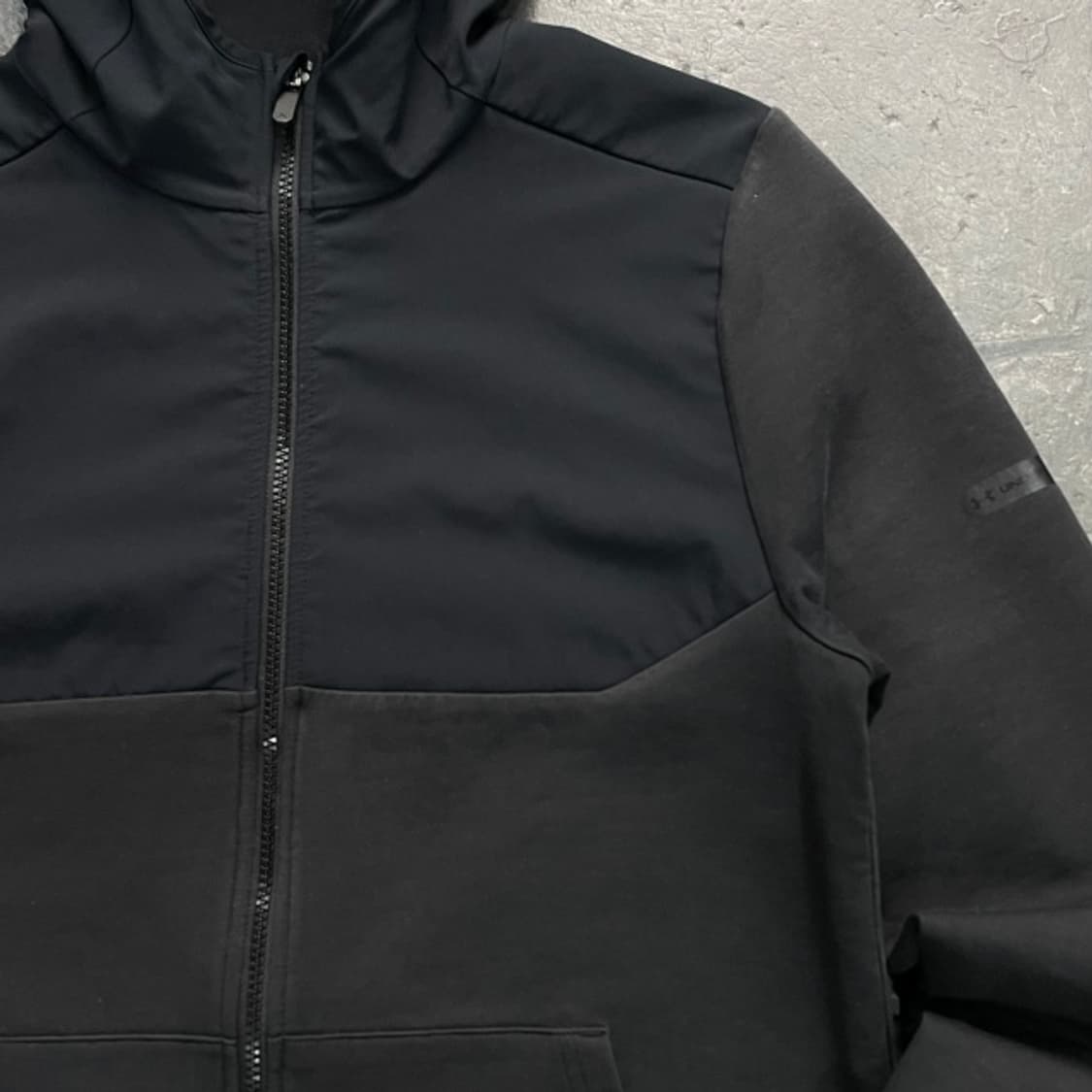 100 언더아머 후드집업 상품이미지2