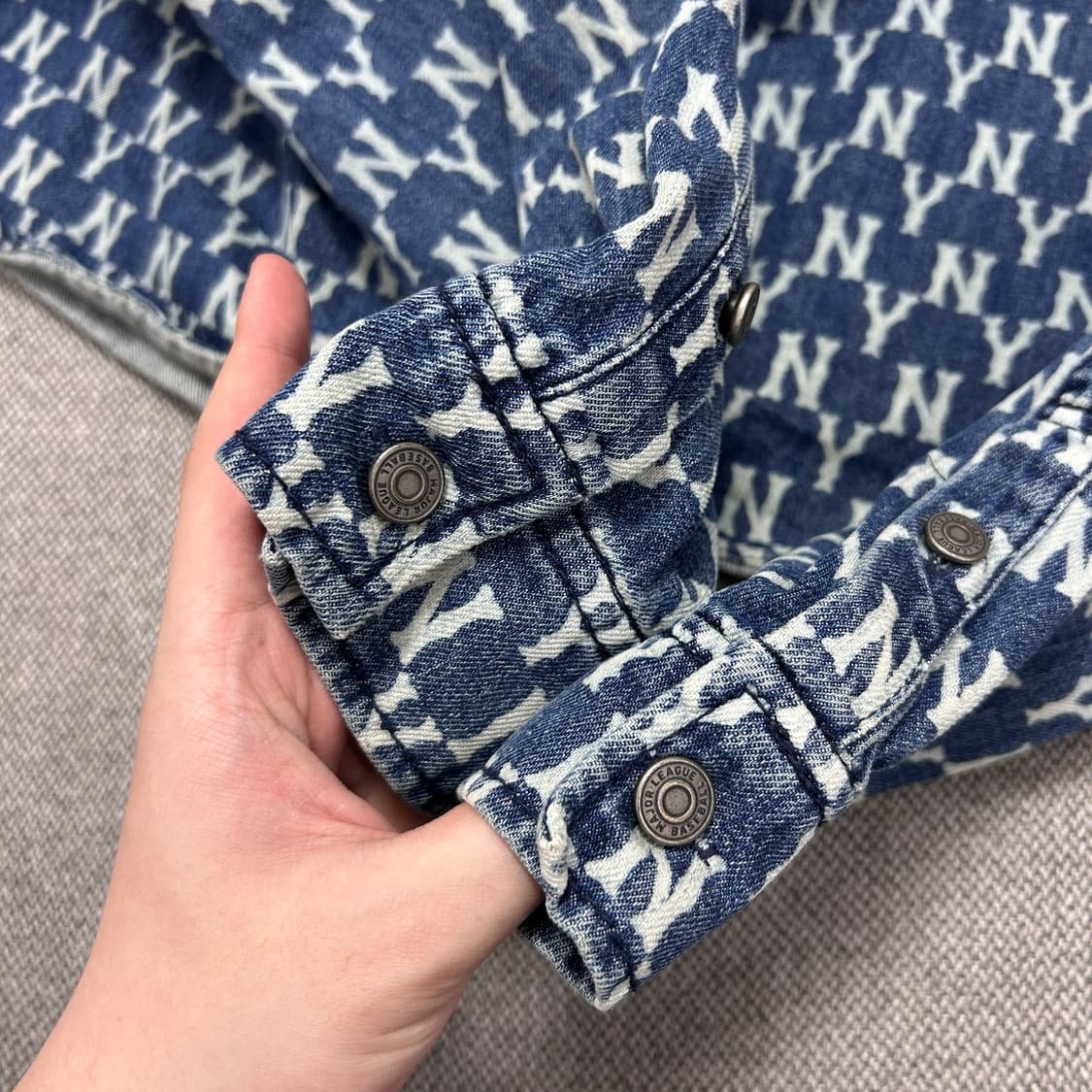 MLB 양키스 모노그램 데님셔츠(L) 상품이미지9