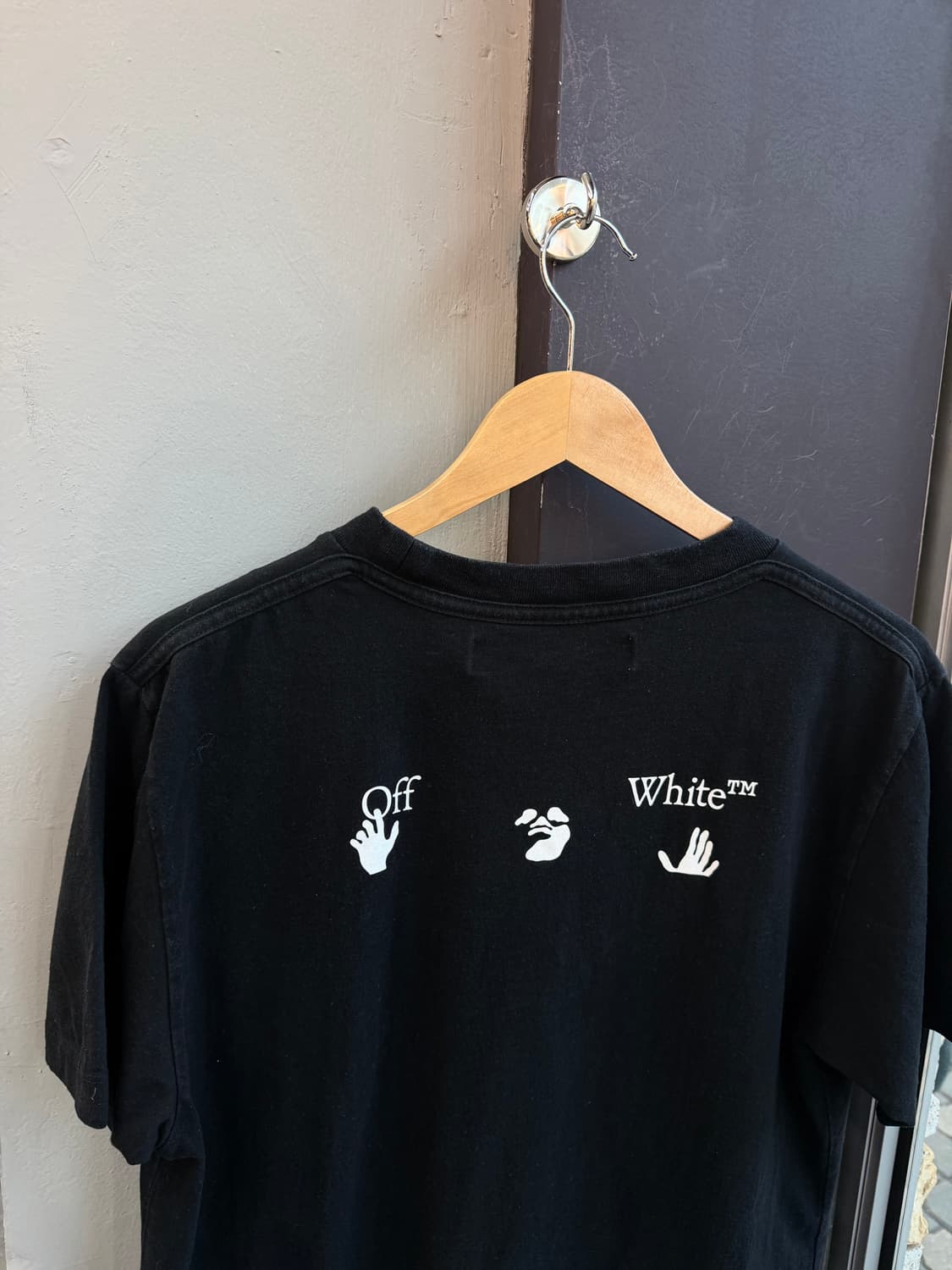 .L/ 오프화이트 신형 로고 프린팅 반팔 상품이미지6