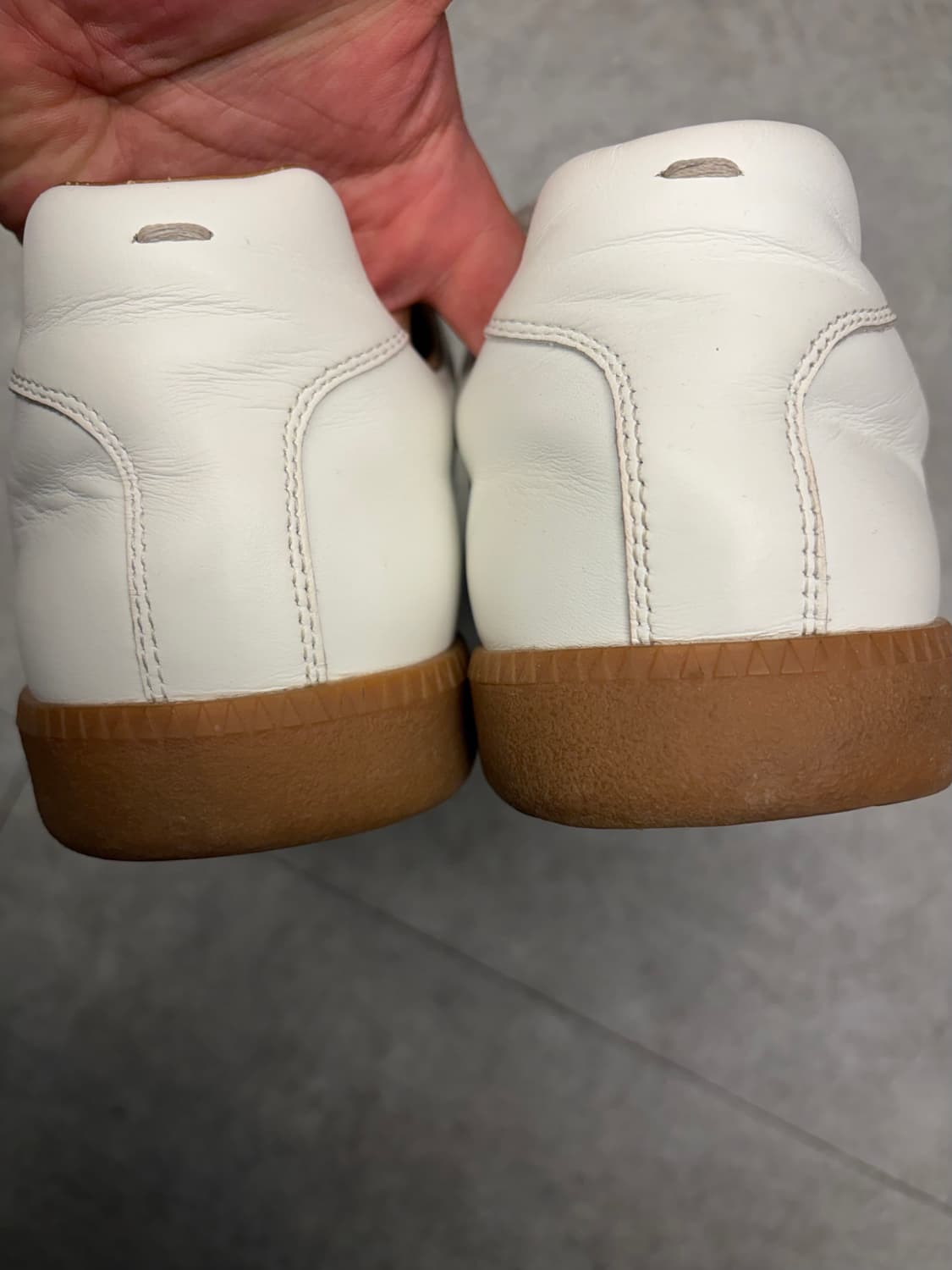 [43][275] 마르지엘라 독일군 페인팅 스니커즈 상품이미지4