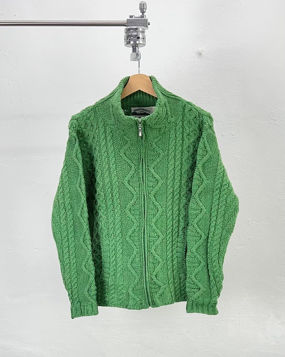 아란크래프트 믹스 그린 케이블 메리노 울 니트 가디건 상품이미지1