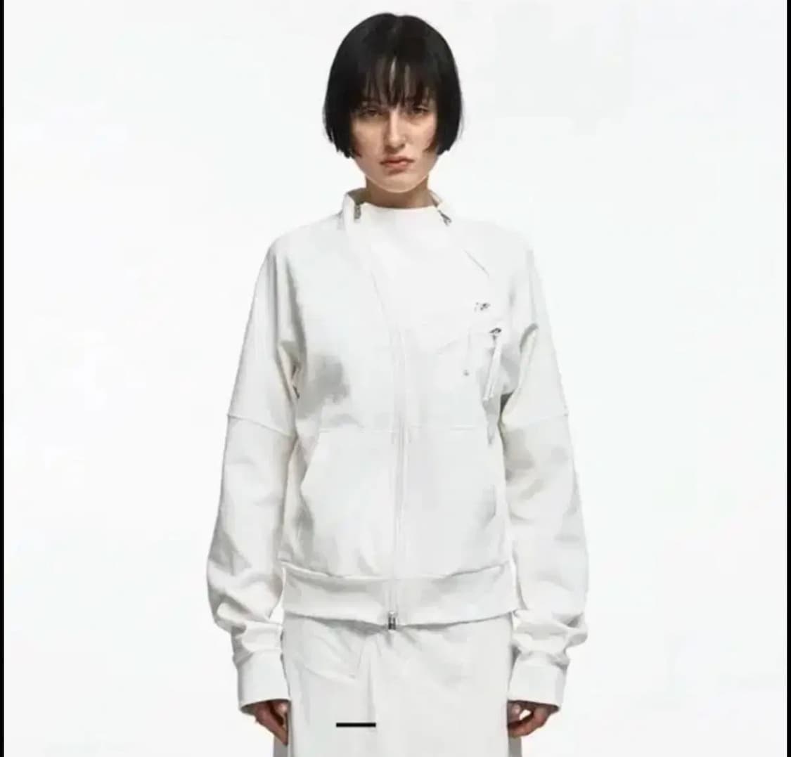 나체 ZIP DETAIL TRACK JERSEY IVORY 상품이미지1