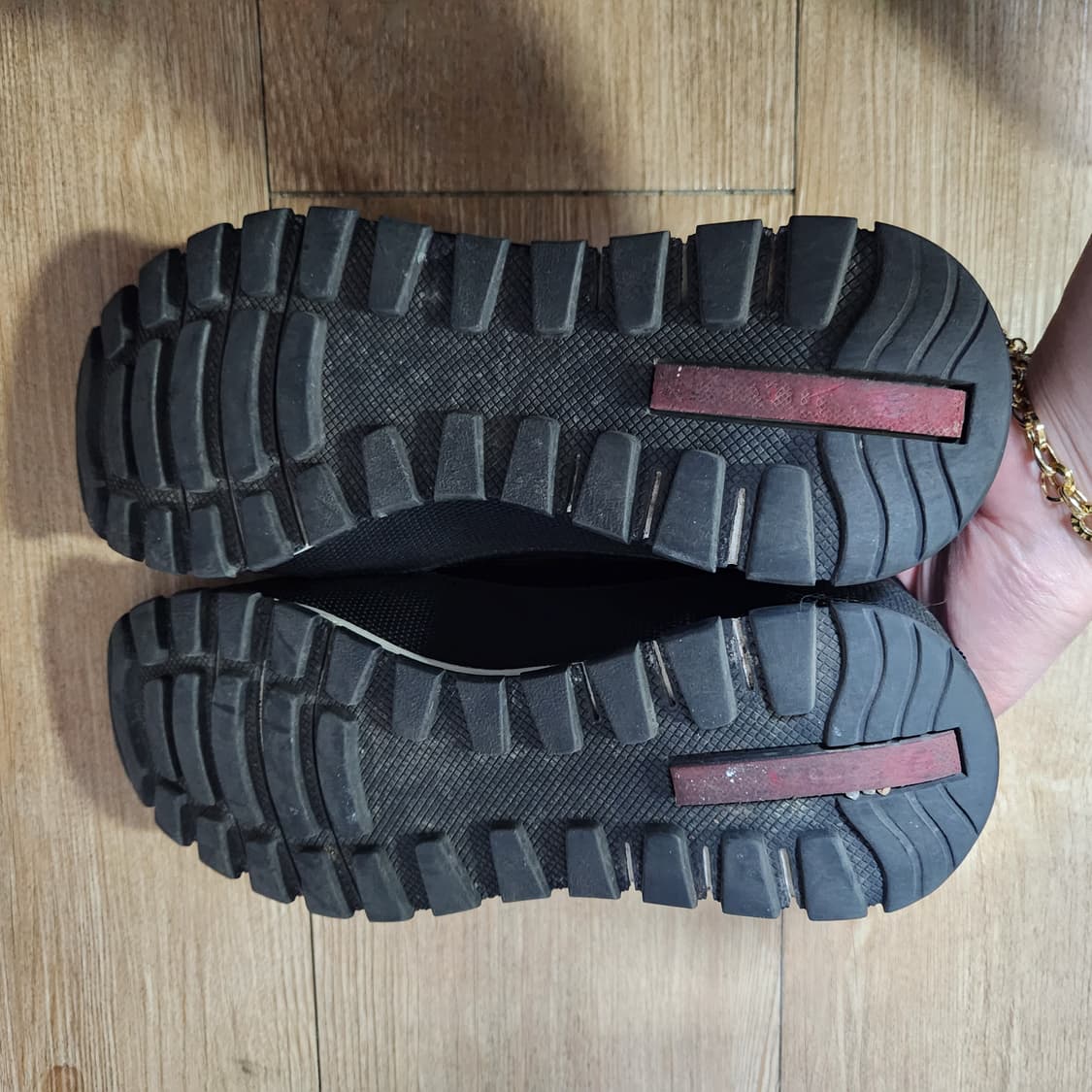 프라다 가죽 슬립온 265 상품이미지3