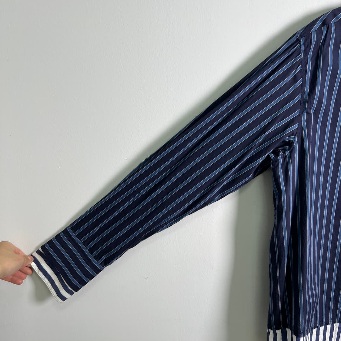 솔리드옴므 네이비 스트라이프 더블 레이어드 셔츠 48 상품이미지7