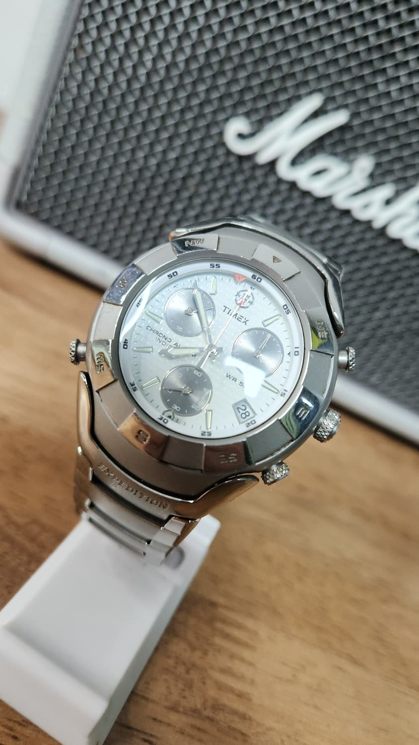 # Timex 타이맥스 익스페디션 인디글로 크로노그래프 시계 급처 상품이미지3