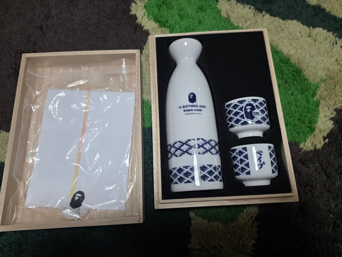 [OS] 베이프 신주쿠 매장 한정 사케 세트 상품이미지4