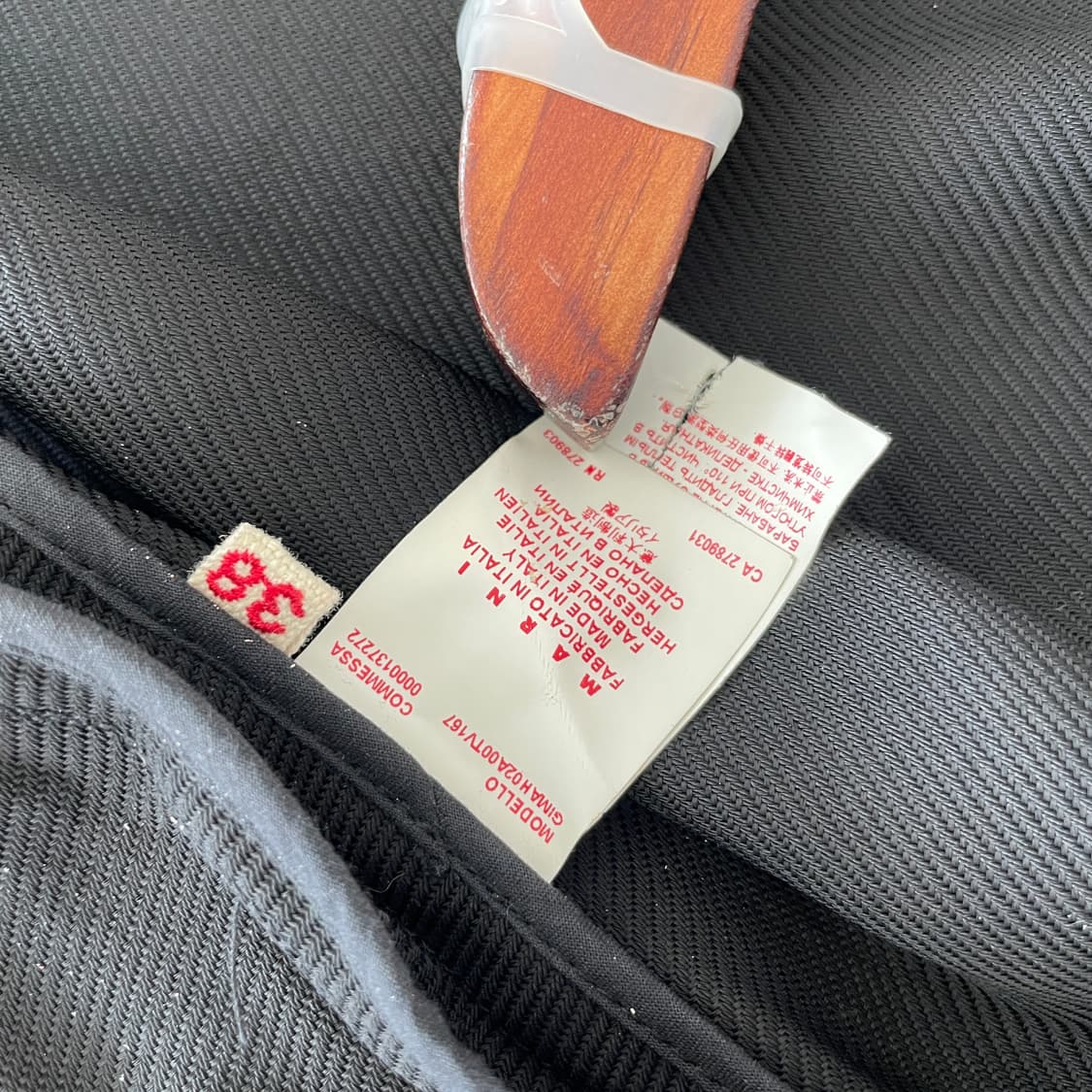 마르니 블랙 논카라 집업 가디건 상품이미지9