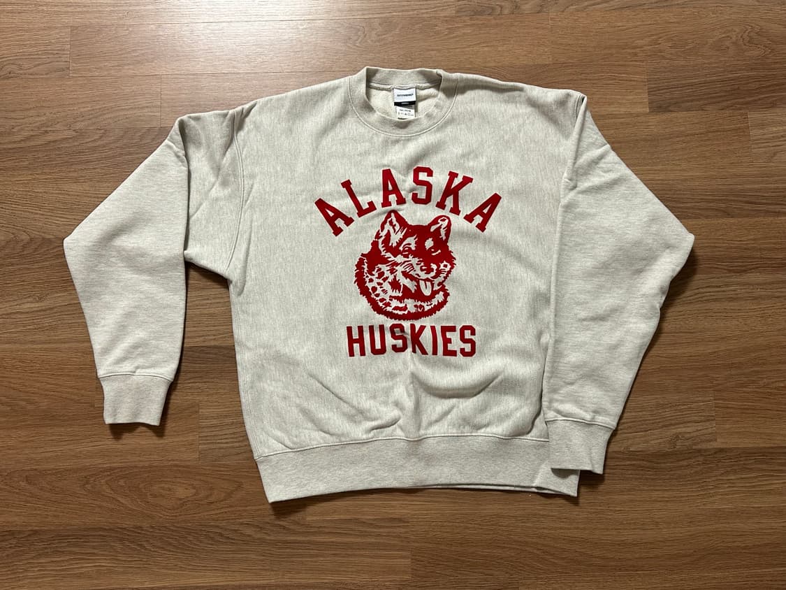 아웃스탠딩 스웻셔츠 상품이미지1