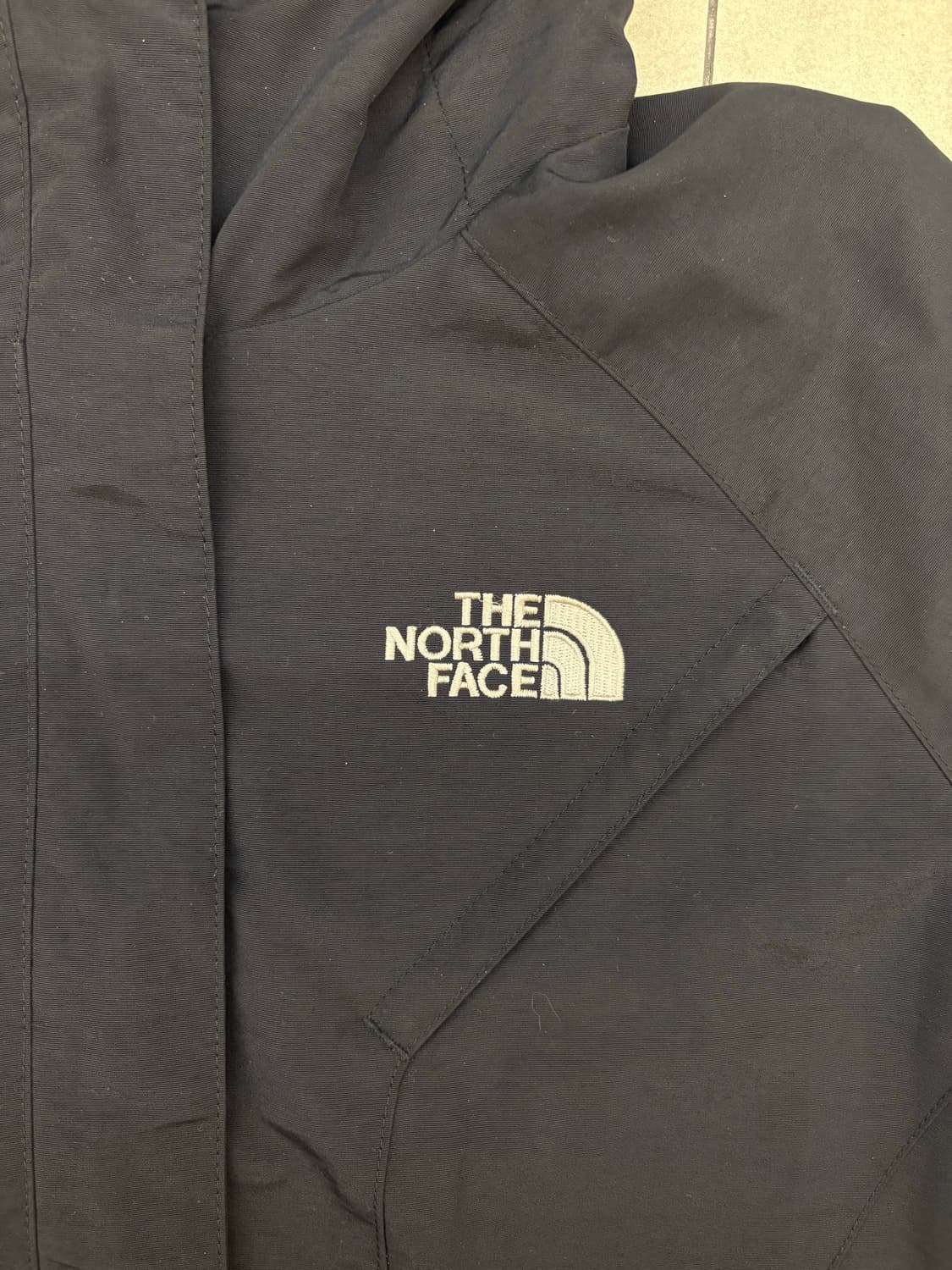 노스페이스 나일론 바람막이 상품이미지3