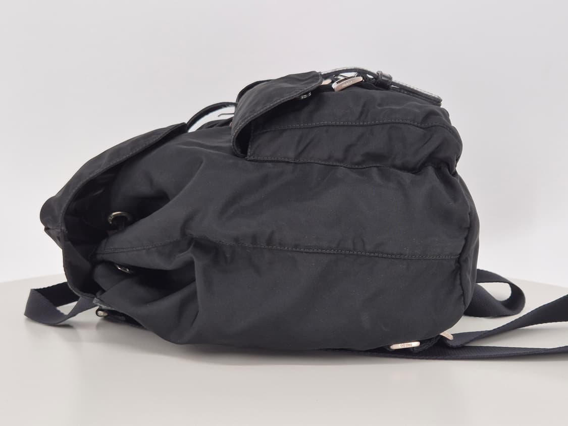 프라다 나일론 미디움 백팩 상품이미지3