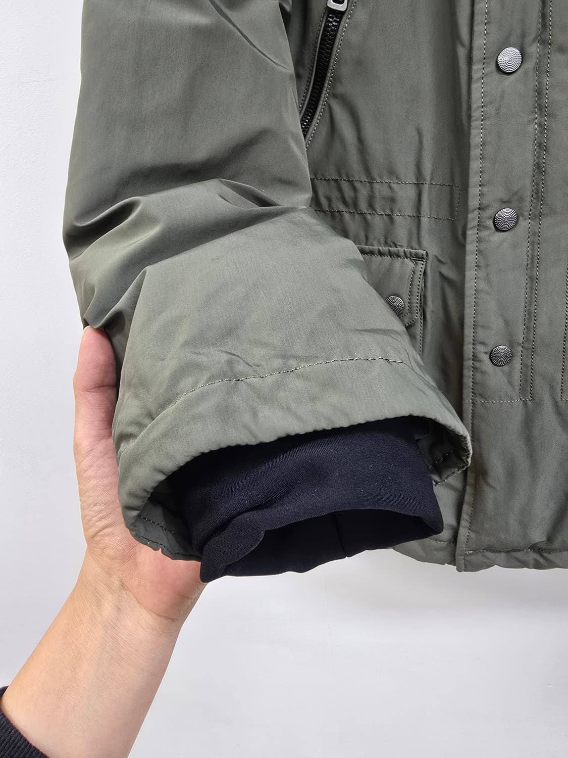 히스토릭 상태좋은 니팅넥라인 구스 패딩 카키 상품이미지6