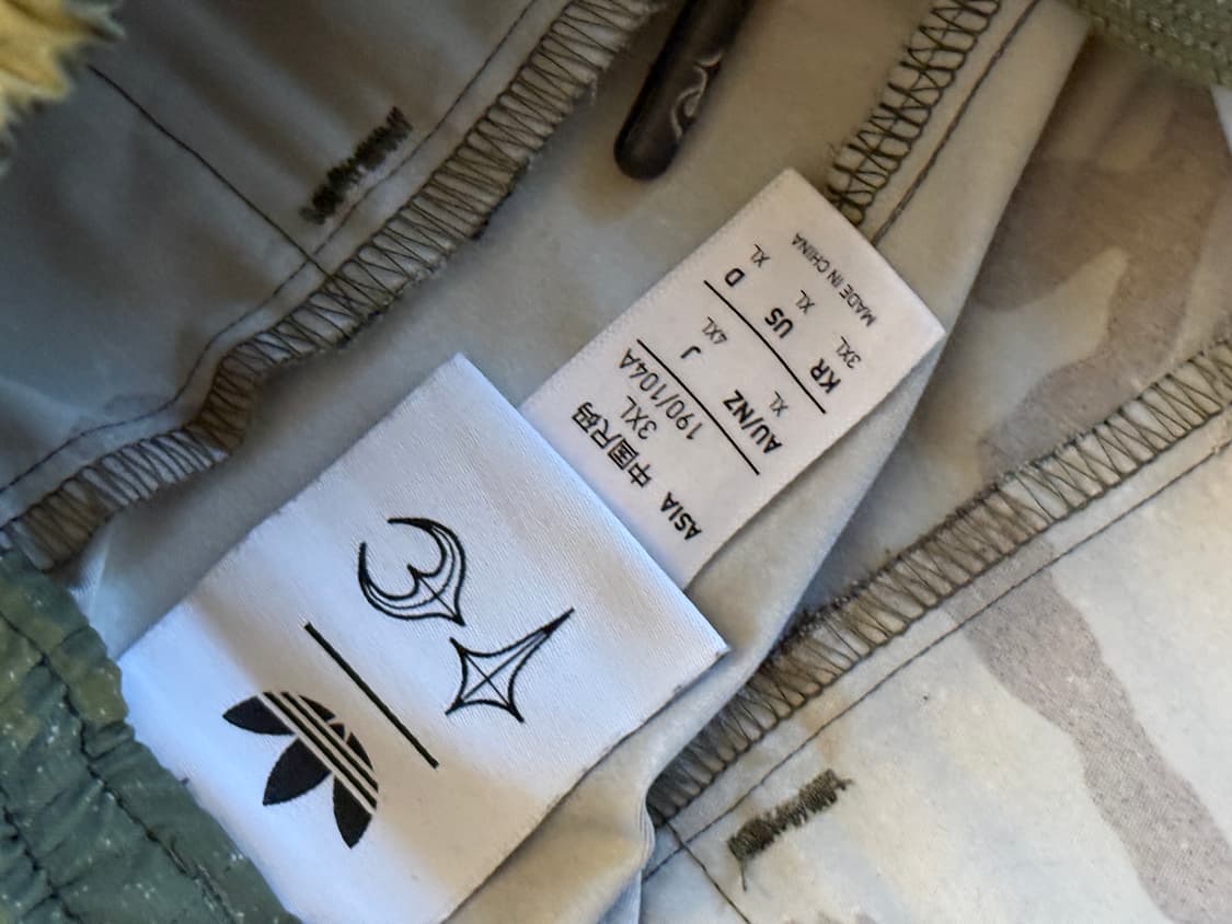 아디다스 x 떠그클럽 트랙 팬츠 포커스 올리브 크림 화이트 상품이미지4