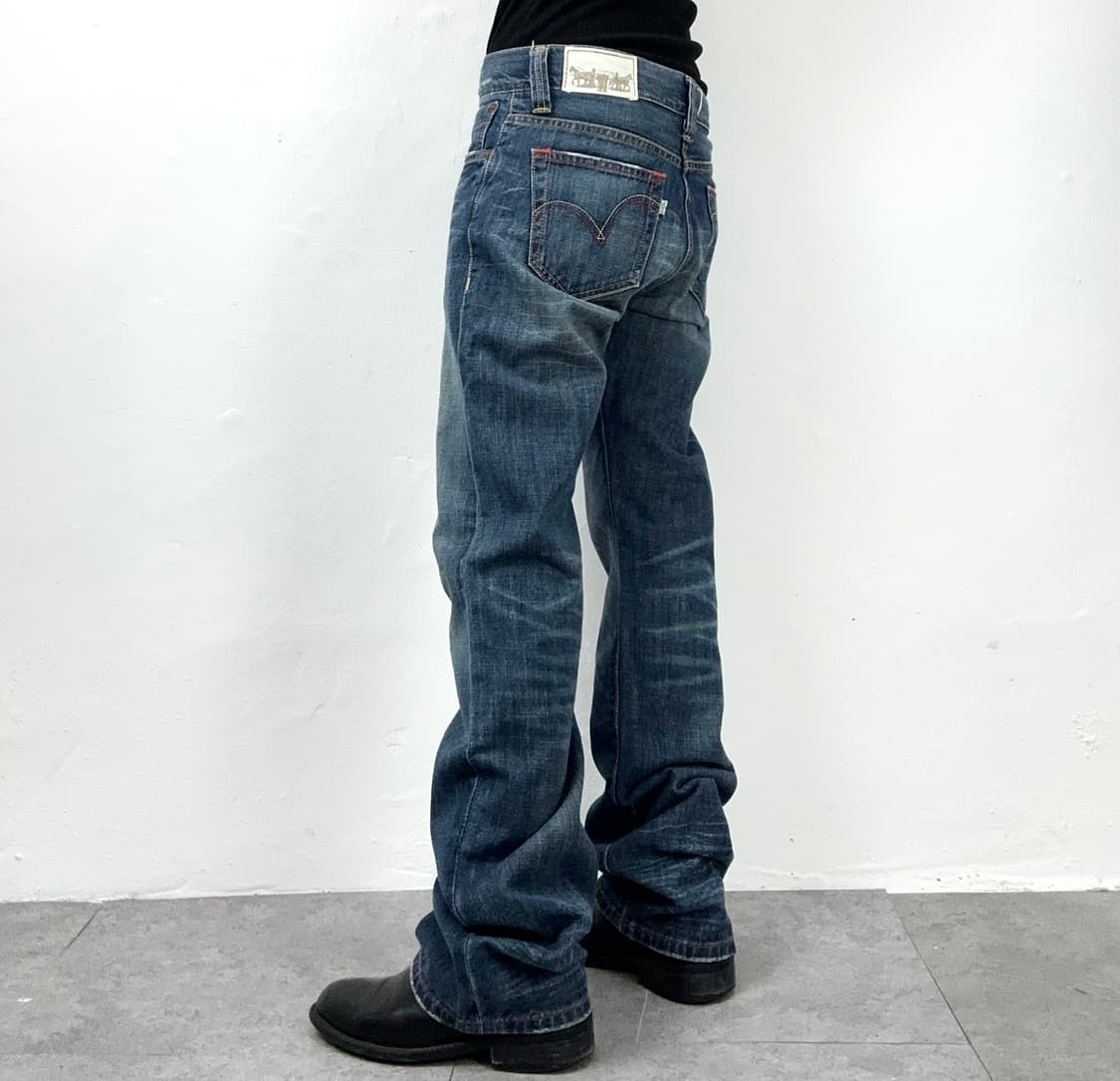Levi’s Premium Distressed Denim 상품이미지1