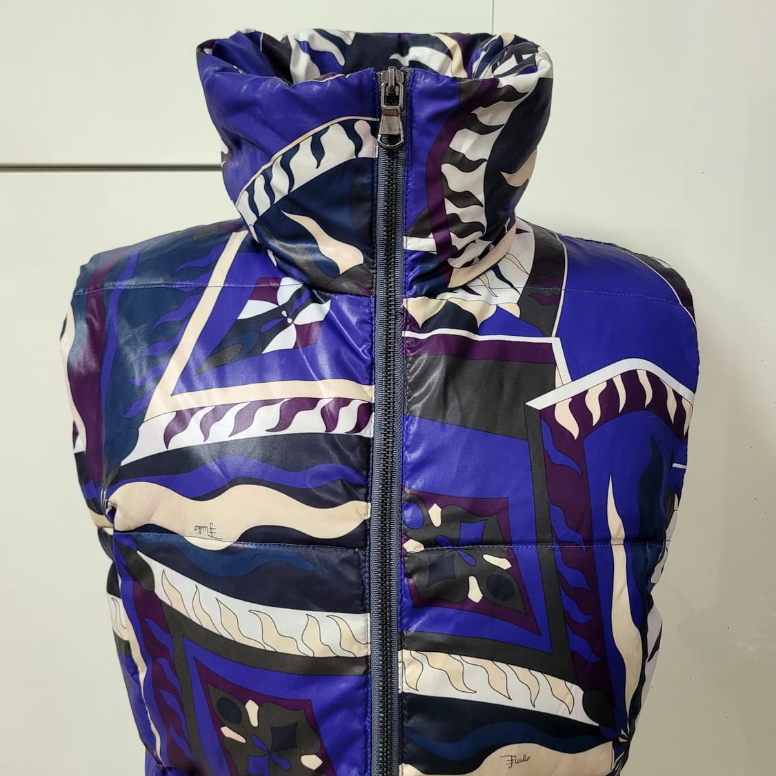 에밀리오푸치 조끼패딩 상품이미지4