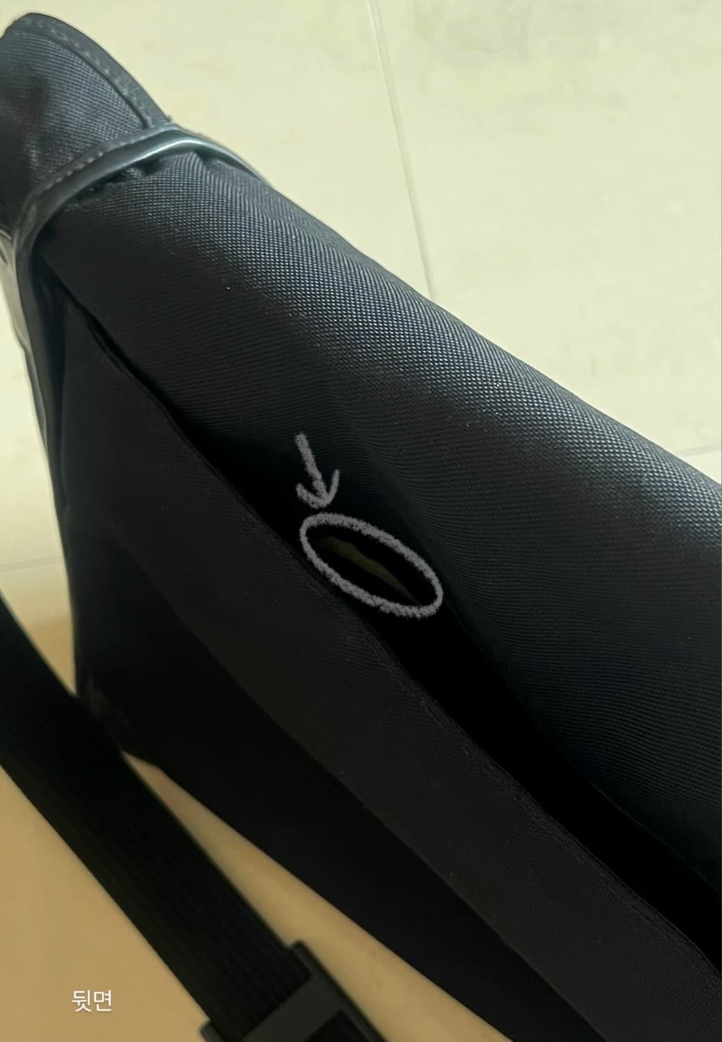 폴로 랄프로렌 블랙 빈티지 메신저백 상품이미지7