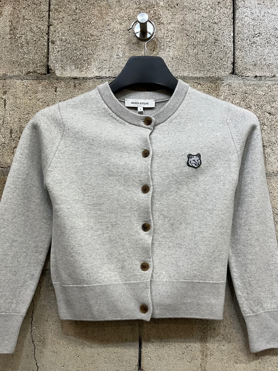 메종 키츠네 폭스 헤드 패치 울 가디건 상품이미지2