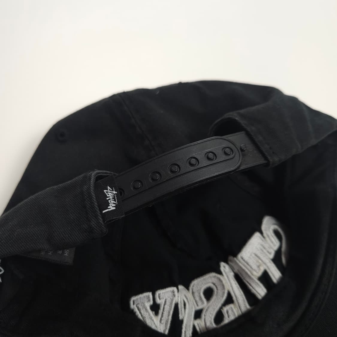 스투시 아치 빅로고 블랙 볼캡 (OS) 상품이미지3