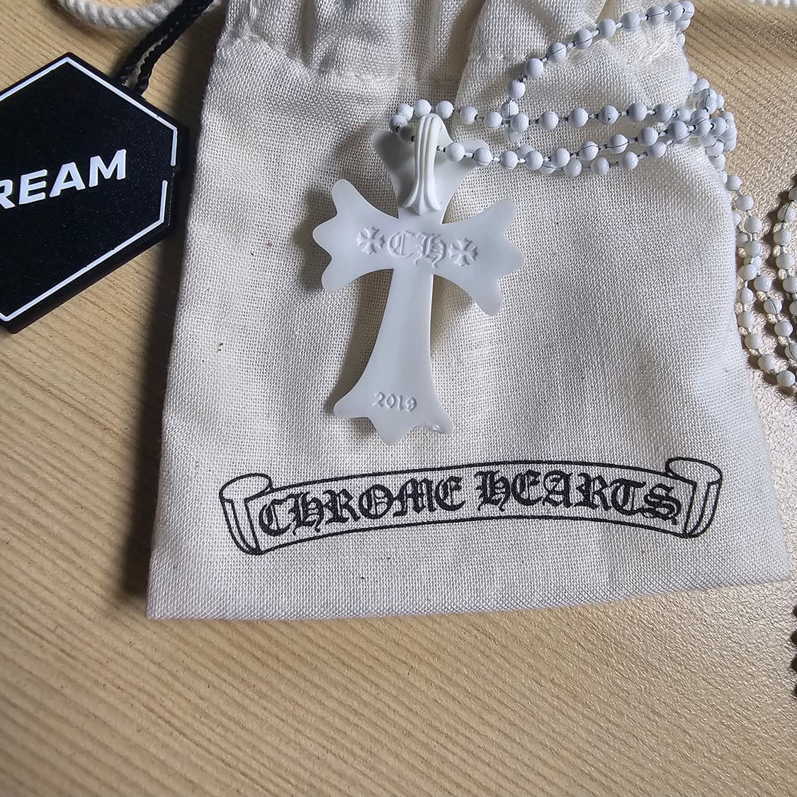 크롬하츠 실리크롬 화이트 크림구매 팝니다. 상품이미지2