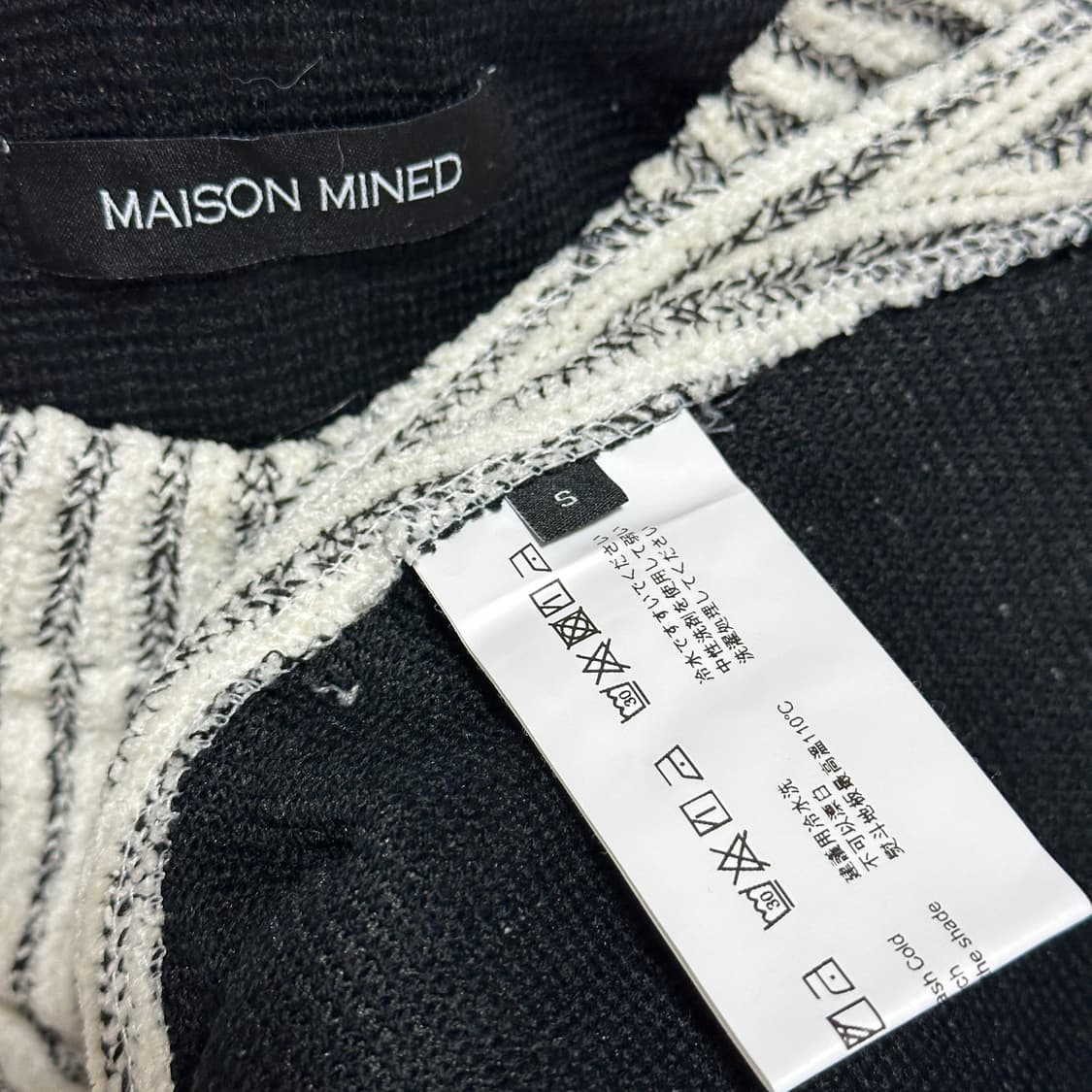 메종미네드 사이드 버튼 부클 니트 상품이미지6