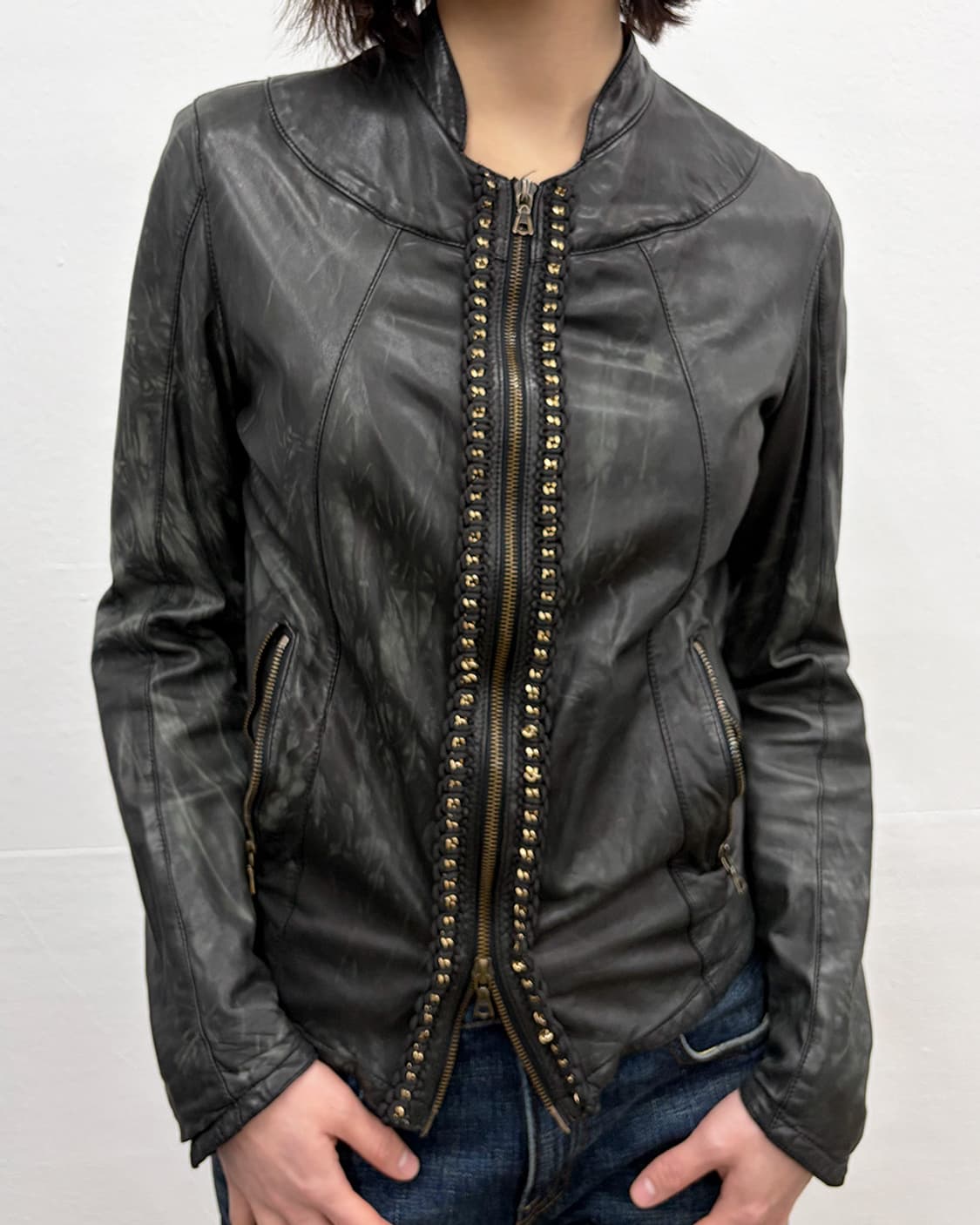 드롬 체인 트리밍 레더 자켓 상품이미지4