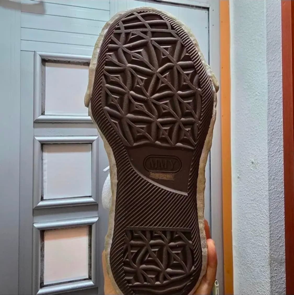 메종 미하라 야스히로 피터슨23 OG 솔 크랙킹 레더 로우탑 상품이미지4