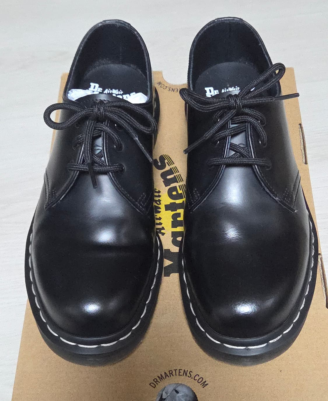 닥터마틴 1461 화이트 스티치 상품이미지3