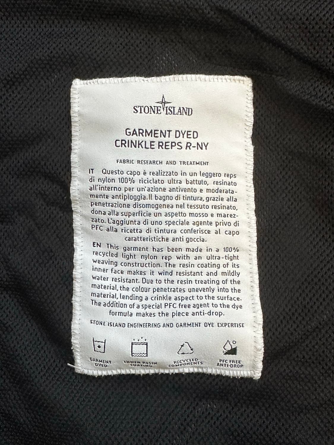 [M] 정품 스톤아일랜드 24SS 크링클랩스 R-NY 후드 네이비 상품이미지6