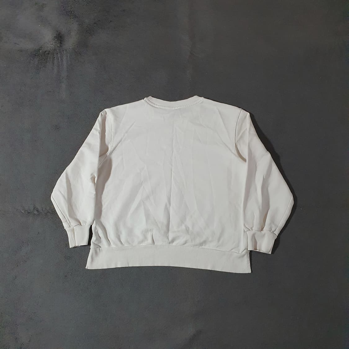 쥬시꾸뛰르 큐빅로고 맨투맨 L 화이트 상품이미지2