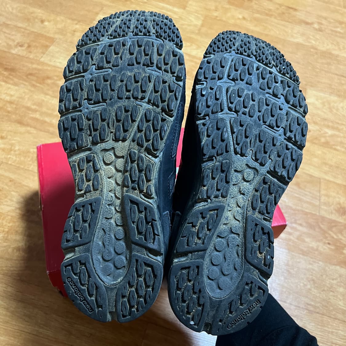 275) 뉴발란스 480v5 블랙 운동화 상품이미지3