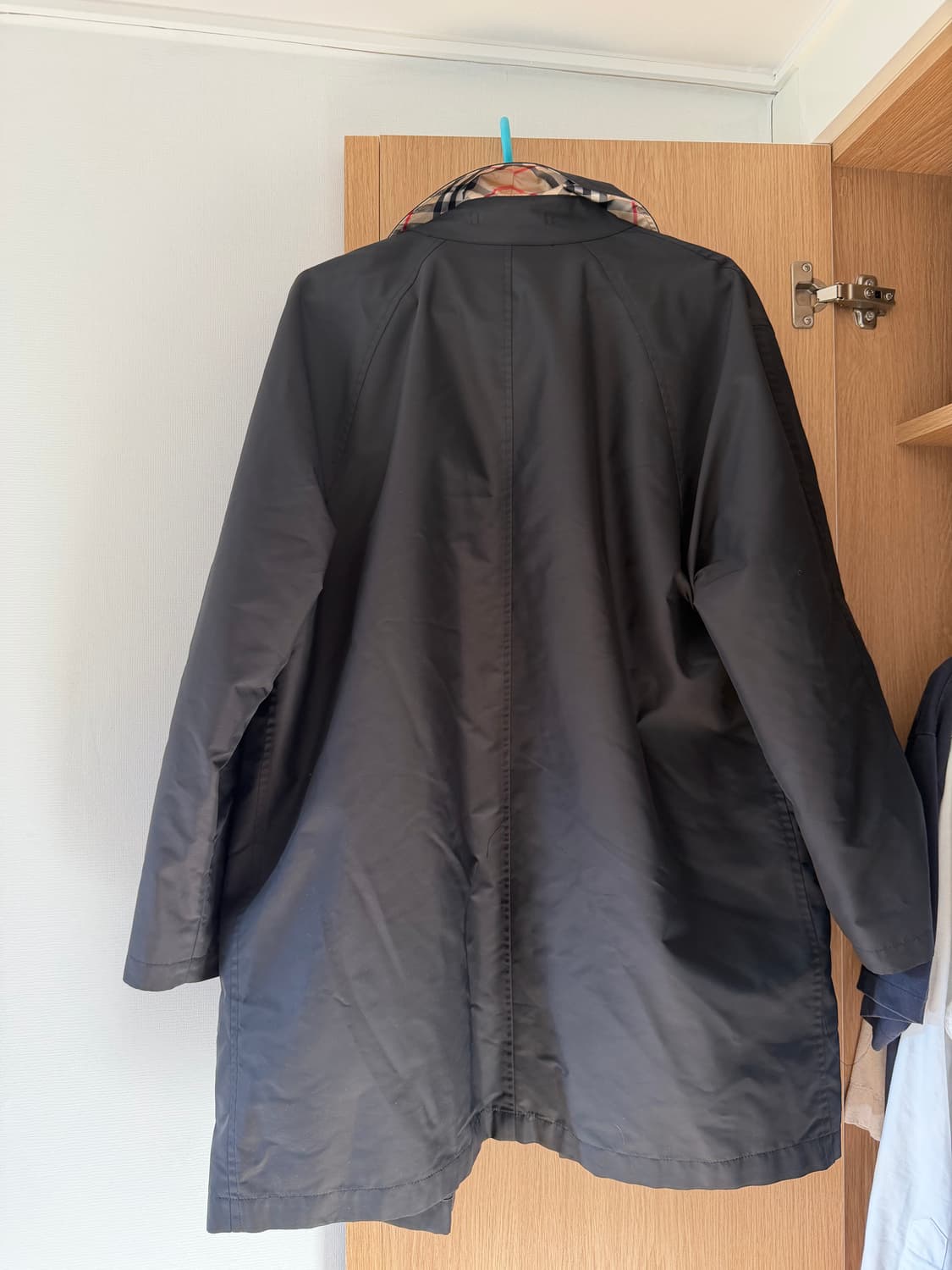 버버리 런던 맥코트 Richardlea 블랙 M 노바체크 정품 상품이미지4