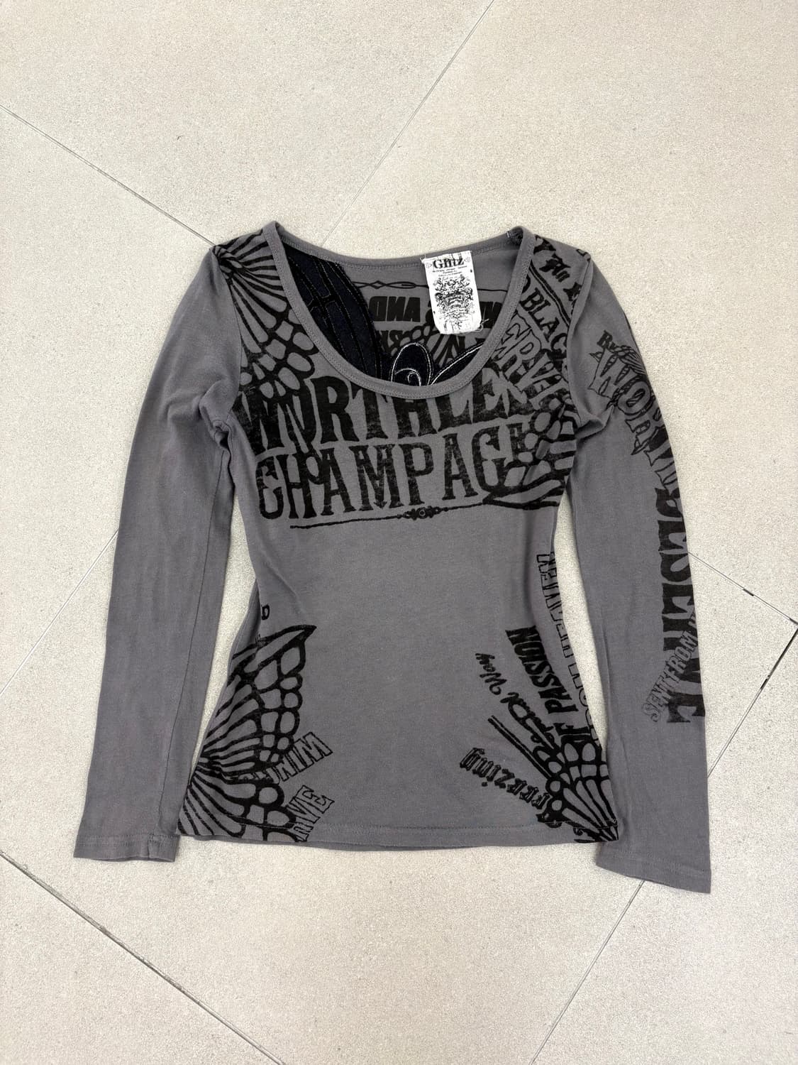 글리츠 나비 롱슬리브 상품이미지2