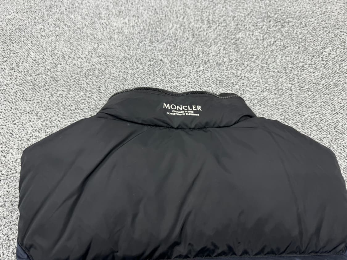 몽클레어 오프리스 다운베스트 상품이미지5