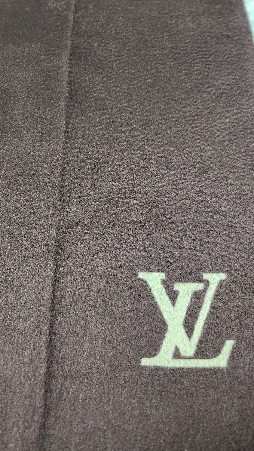 루이비통 LV로고 머플러 상품이미지6