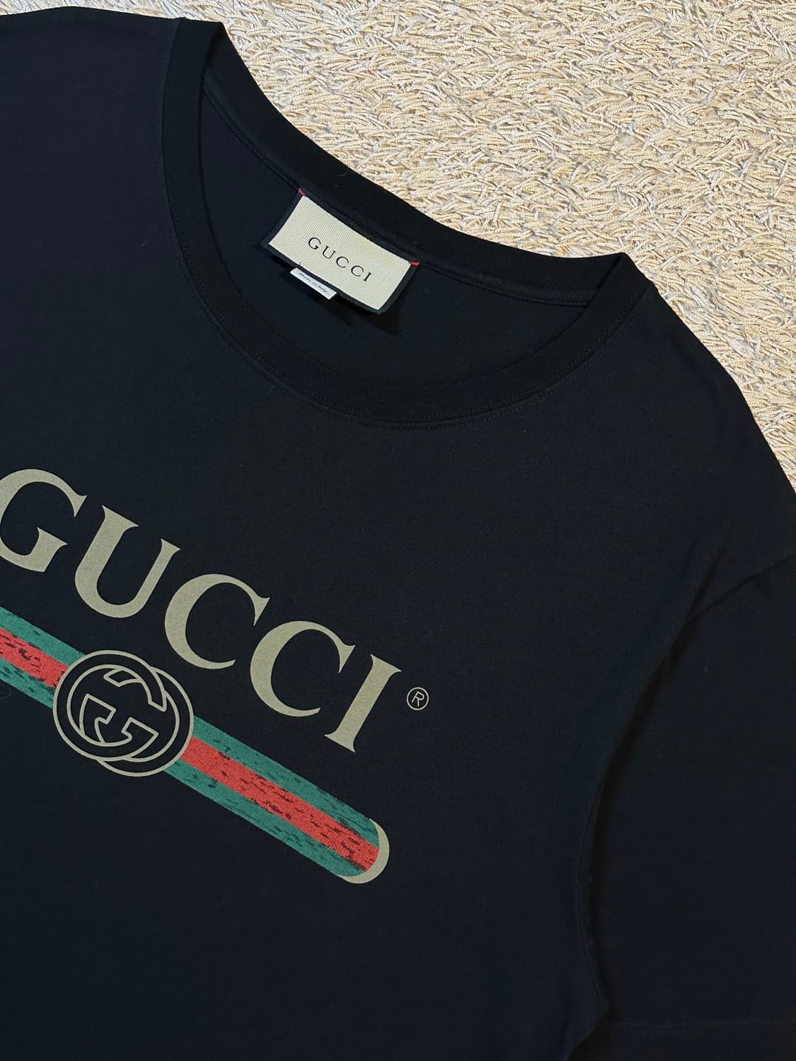 구찌 GUCCI 빈티지 띠로고 반팔 티셔츠 블랙 상품이미지2