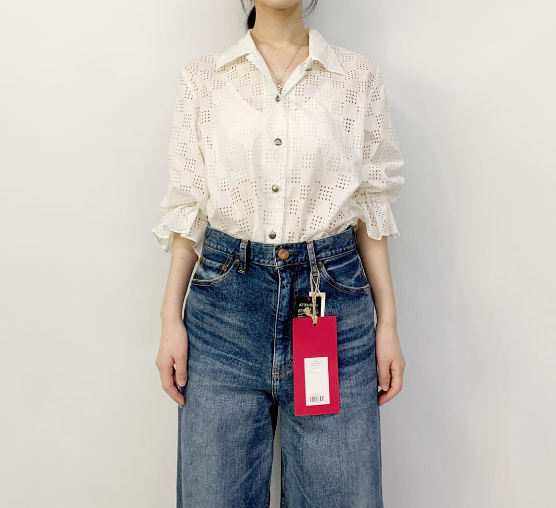 WAKO 펀칭 블라우스 상품이미지2