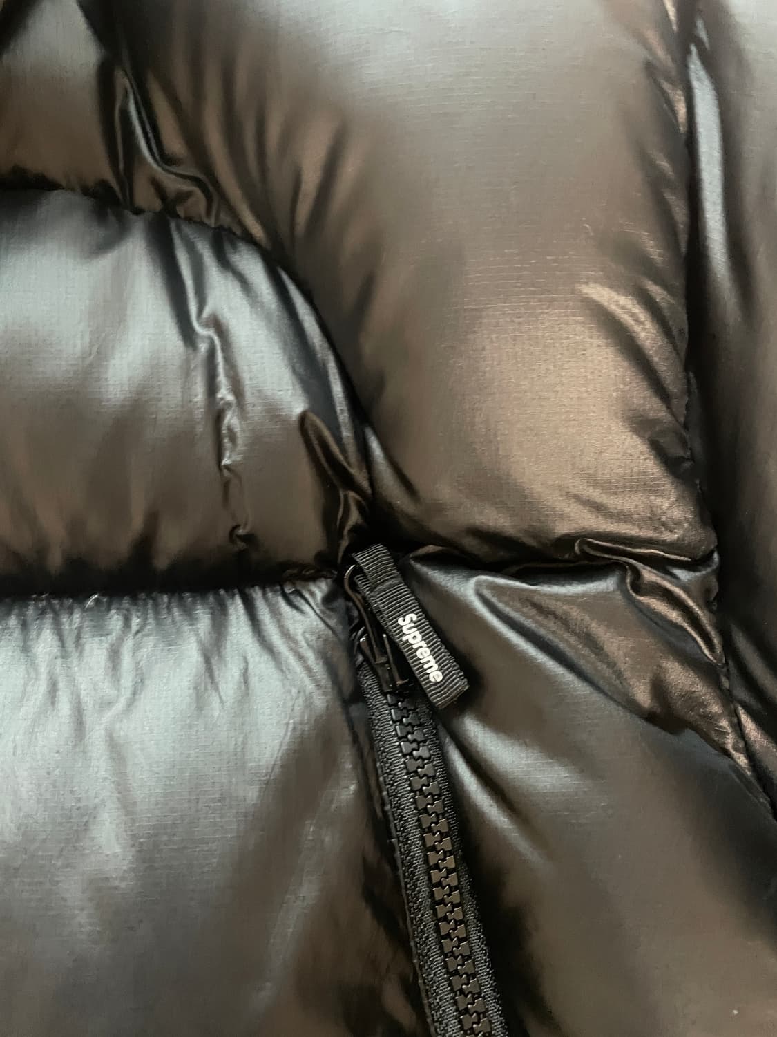 23fw 슈프림 페더웨이트 다운 퍼퍼 블랙 패딩M 상품이미지3