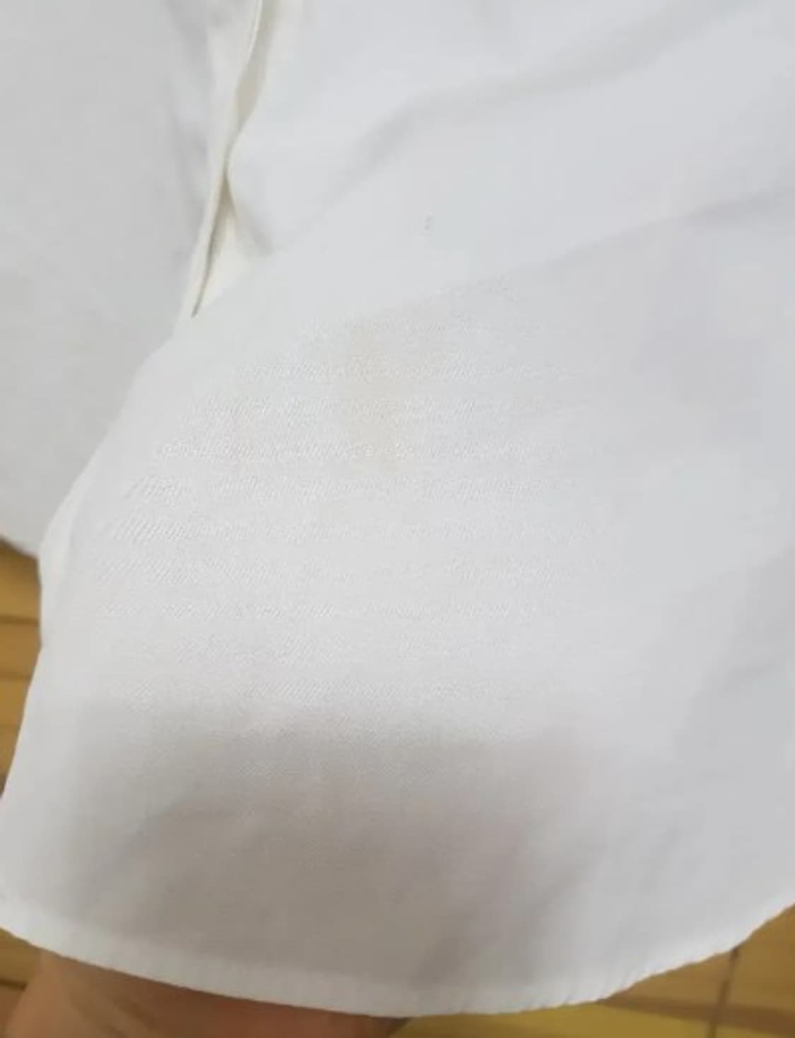 마시모뚜띠 스팽글 블라우스 40사이즈 상품이미지3