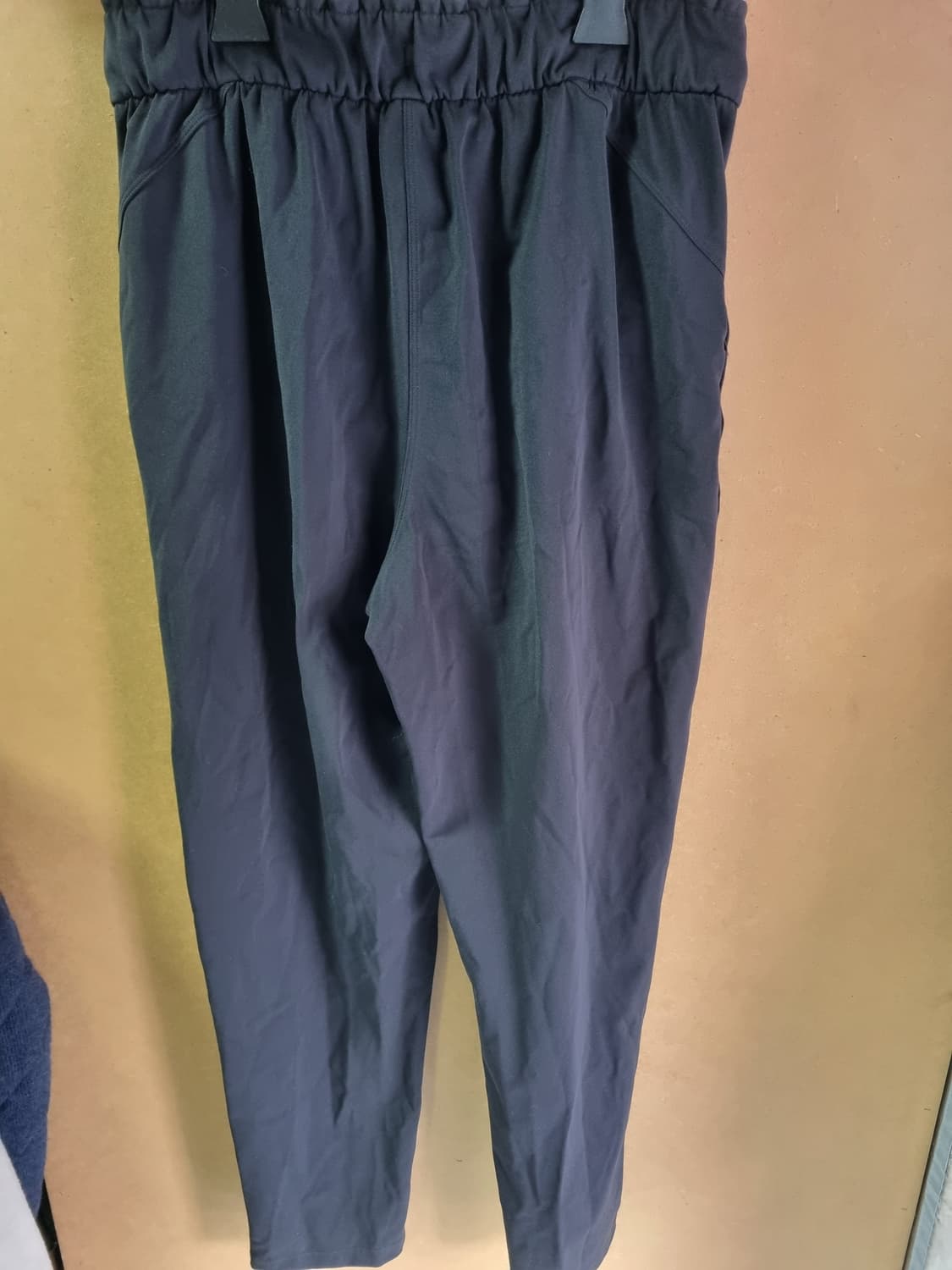 룰루레몬 남성 밴딩 팬츠  상품이미지2