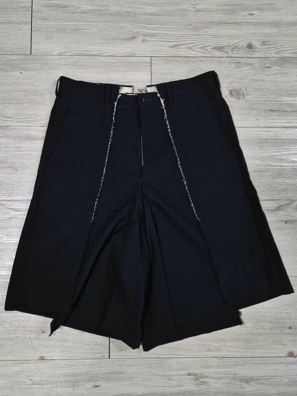 꼼데가르송 옴므플러스 절개 쇼츠 반바지 M 상품이미지1