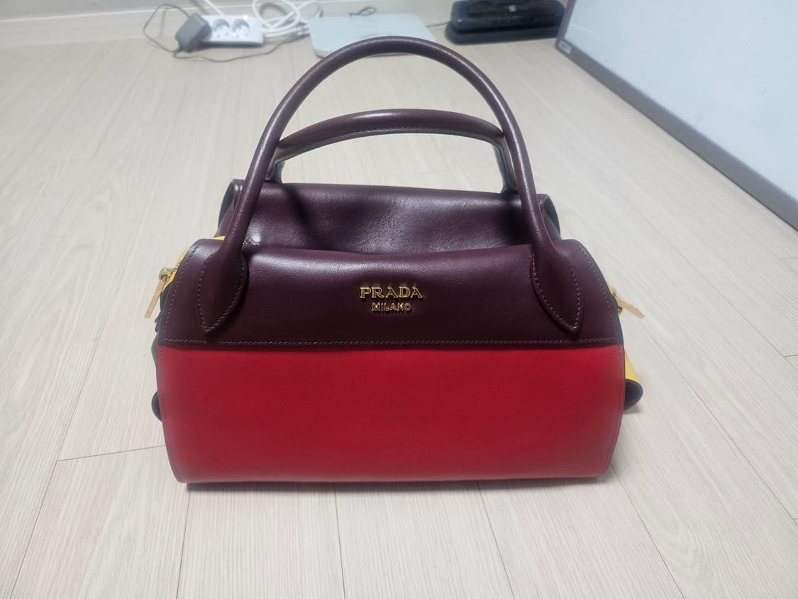 프라다 볼링 리본 토트백 상품이미지8