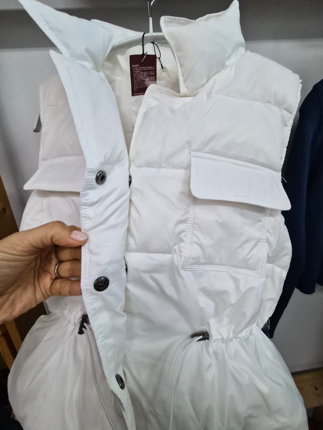 디자이너 화이트 구스 패딩베스트 새상품 상품이미지5