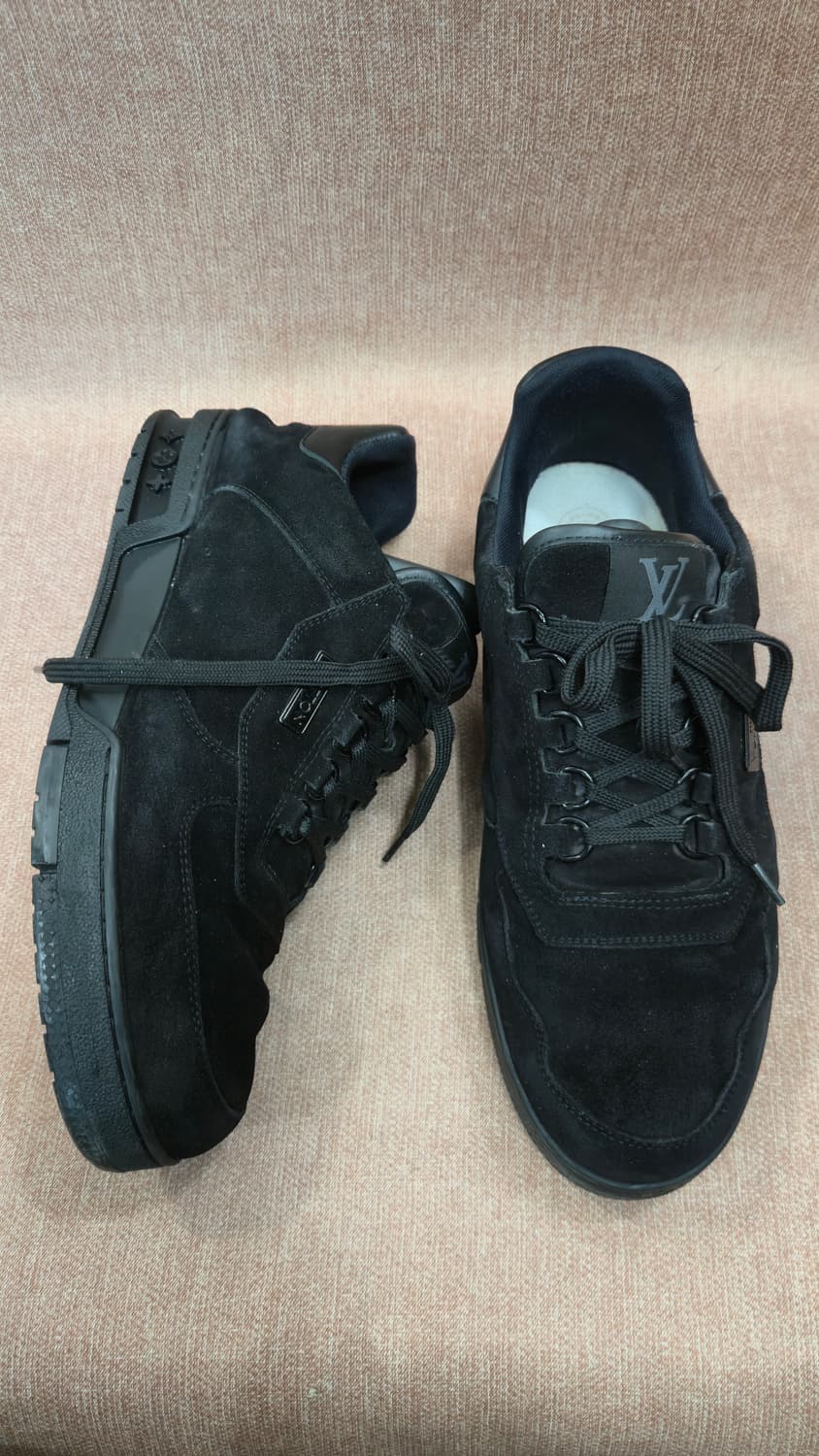 루이비통 정품 285mm-  블랙 스웨이드 스니커즈 9 2/1 상품이미지1
