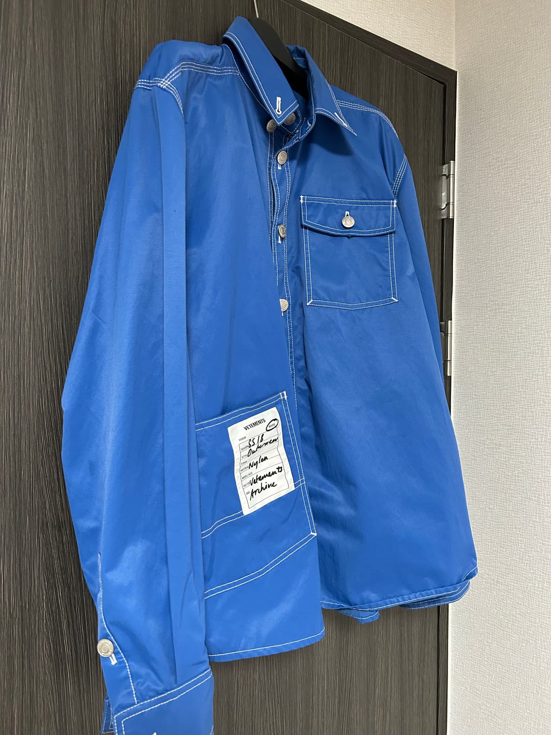 베트멍(VETEMENTS) 18SS 아카이브 패치 셔츠 블루 (S사이즈) 상품이미지5